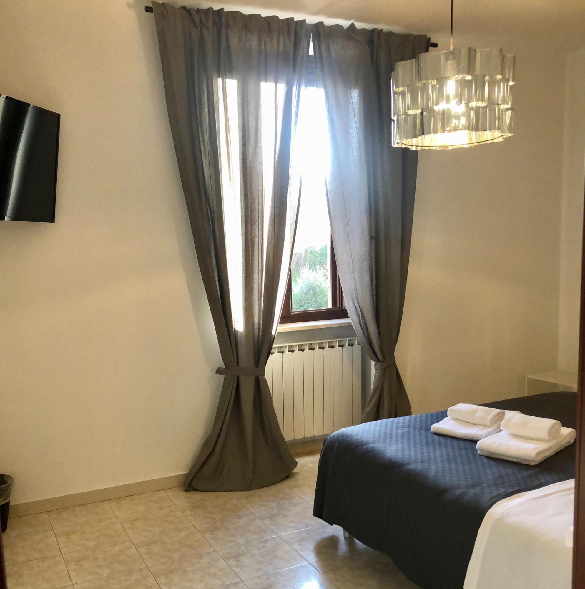 Santa Filomena Guest House テルニ エクステリア 写真